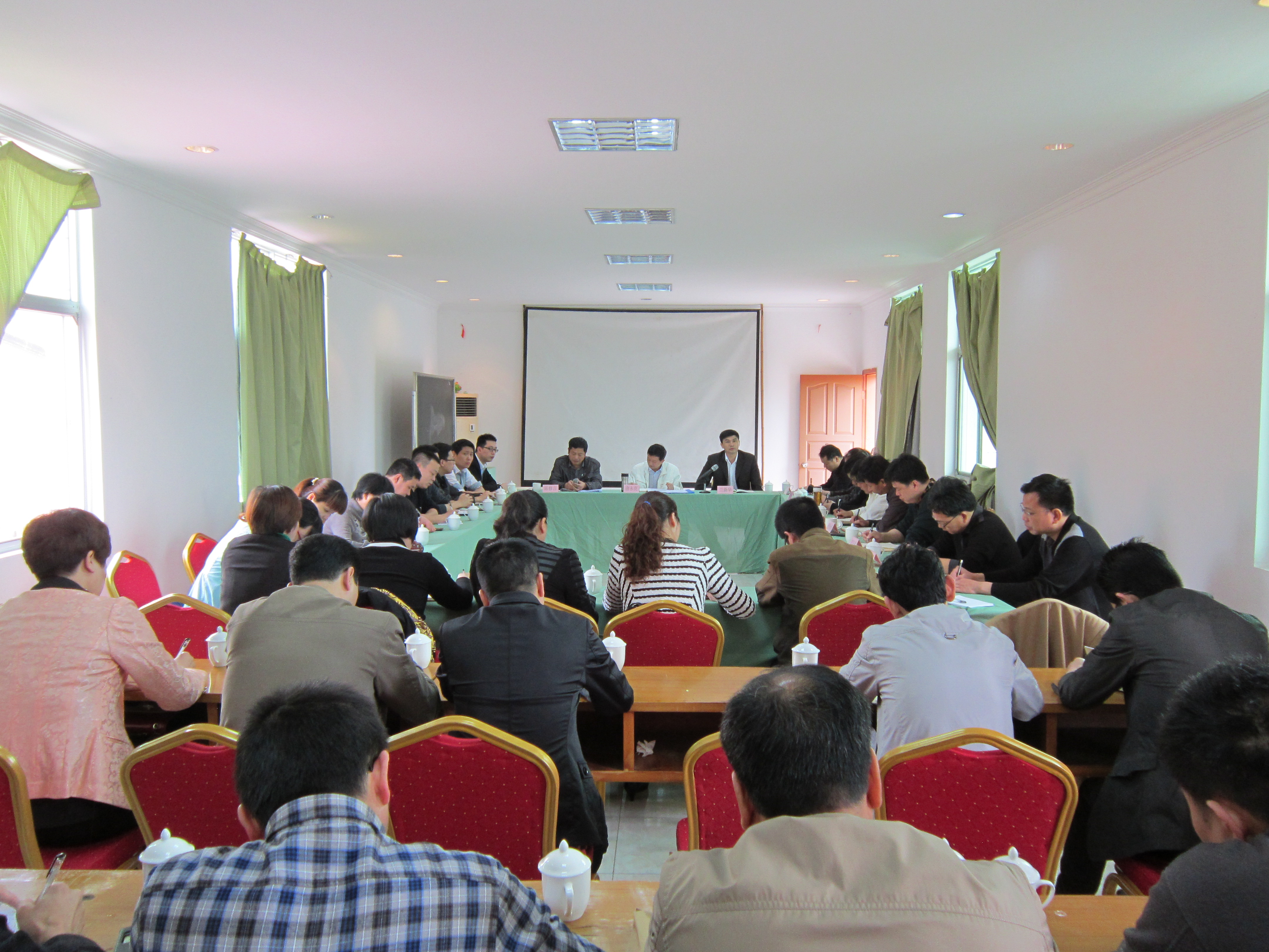 南平分公司开展党的群众路线教育实践活动集中学习活动