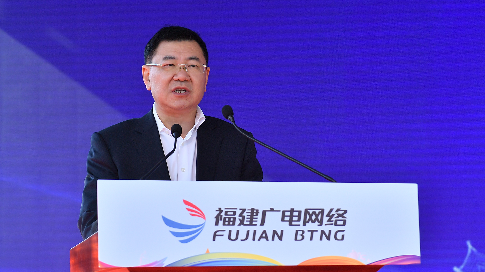 2福建广电网络集团副总经理梁章林致欢迎辞.jpg